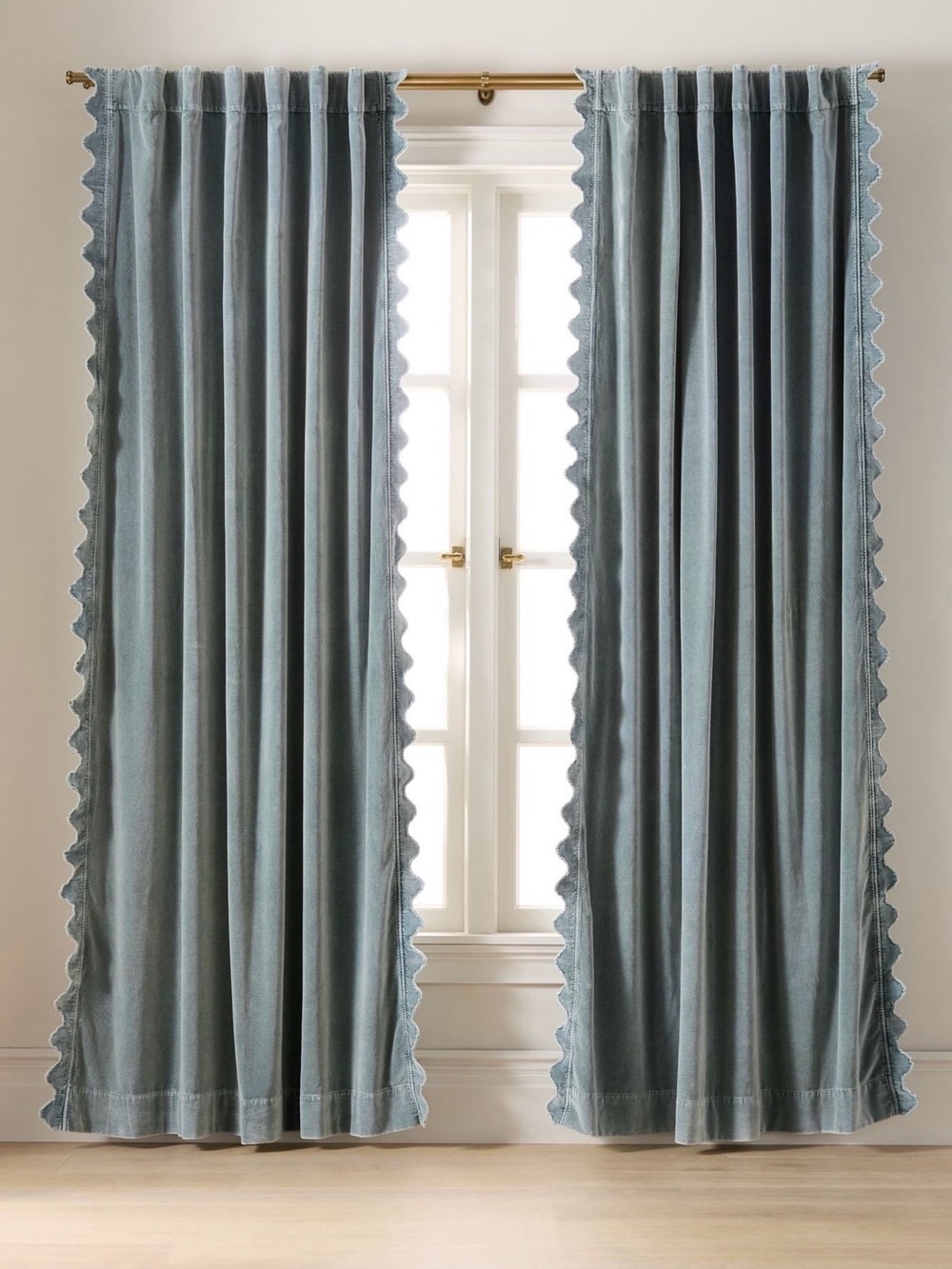 Trova Velvet Scalloped-Edge Drapery 2 Panels in Slate Blue